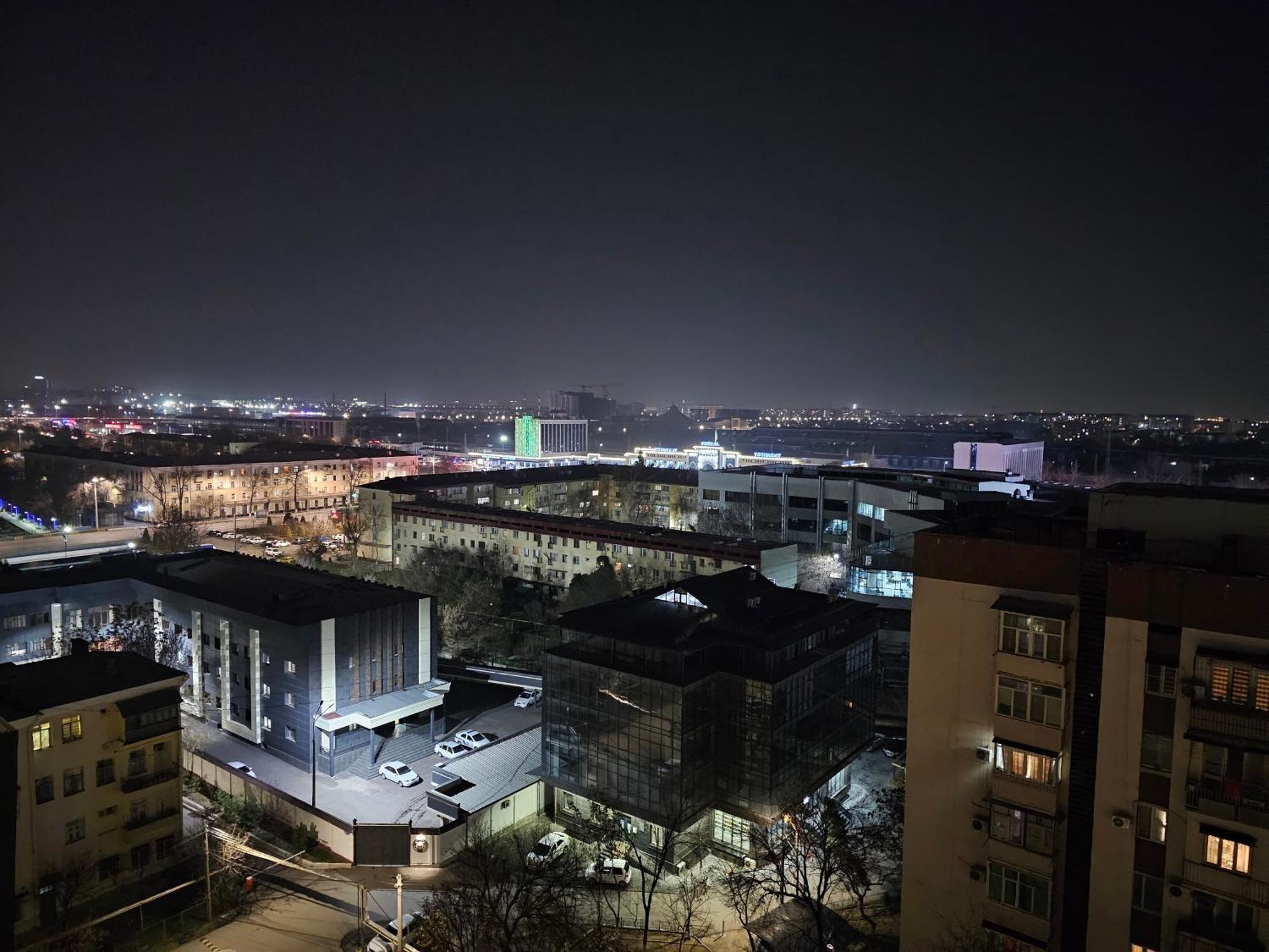 Magnificent Apartment In Nrg Oybek Tashkent Bagian luar foto